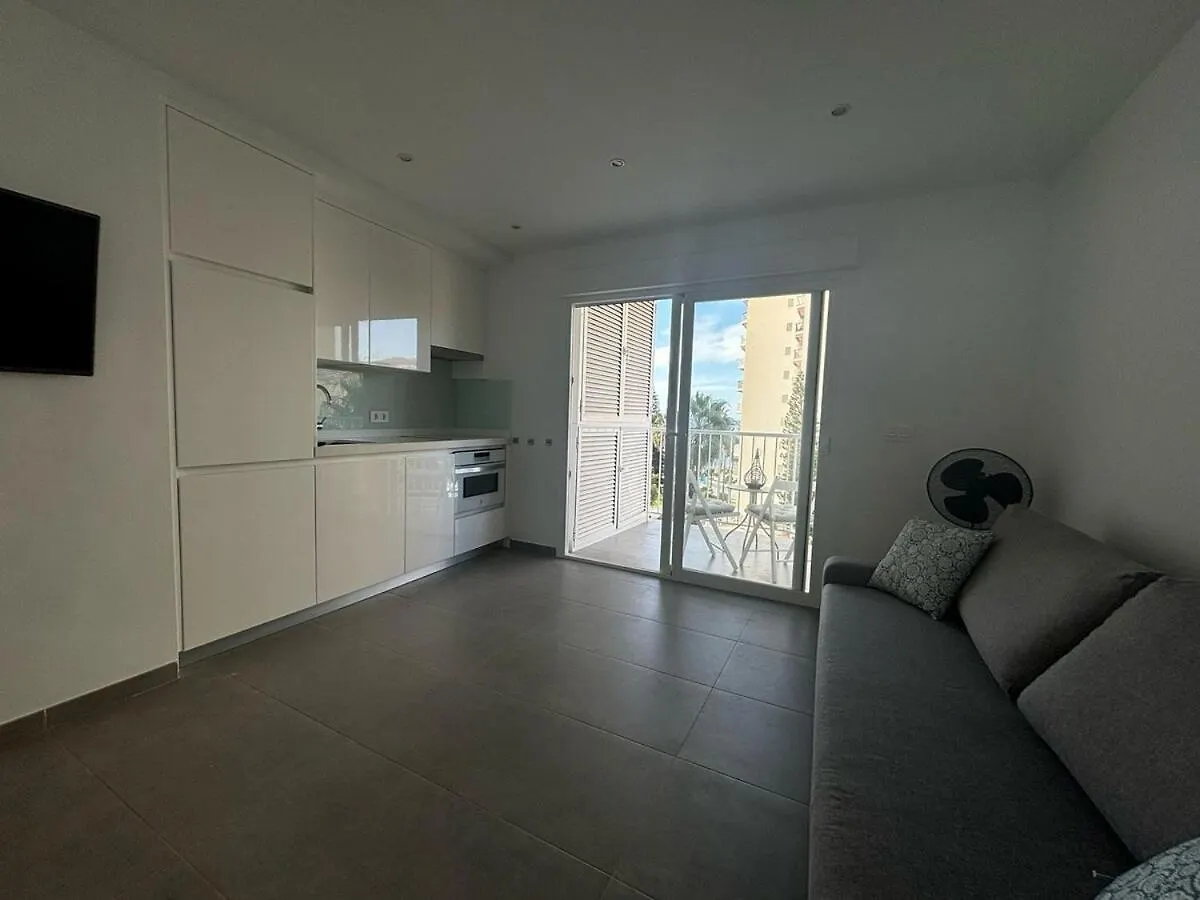 Apartamento Premium A Pie De Playa, Con 3 Piscinas, Mini Golf Y Terraza Salobreña